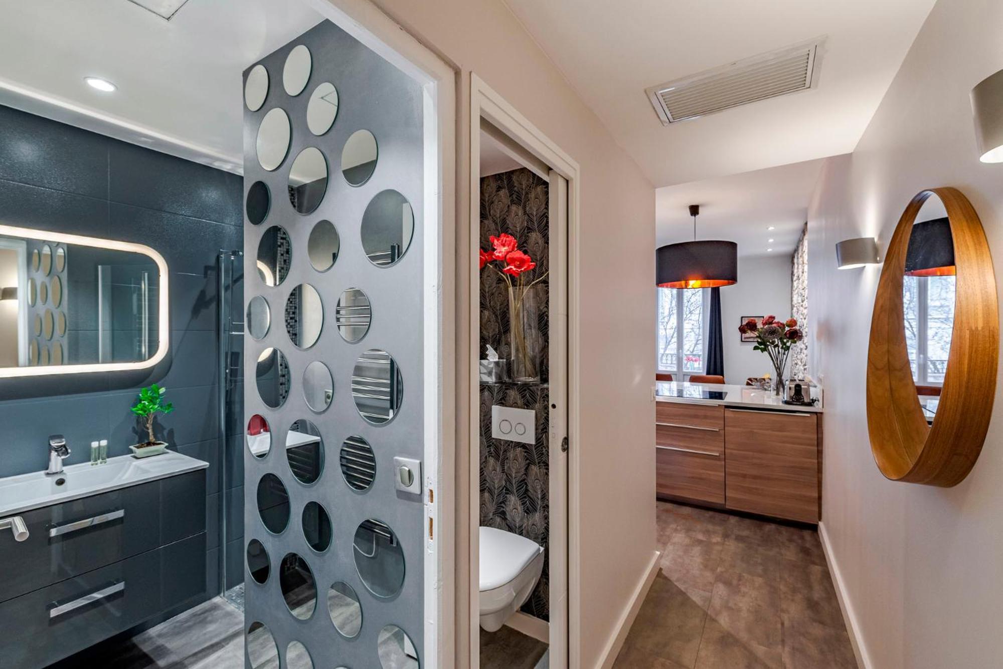 Luxury Family 2Br - Prime Location, Walk To Beach & Shopping, Sunny Balcony - Totolulu Cannes Hoche エクステリア 写真