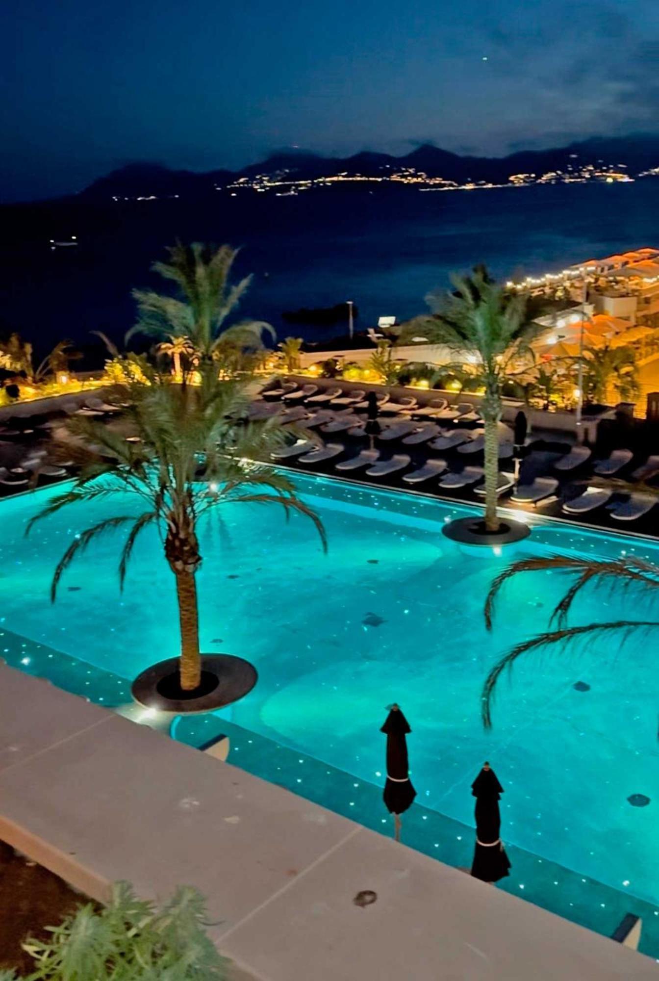 Luxury Family 2Br - Prime Location, Walk To Beach & Shopping, Sunny Balcony - Totolulu Cannes Hoche エクステリア 写真