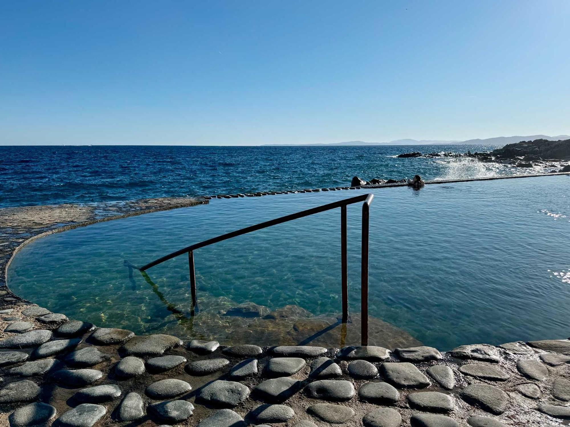 Luxury Family 2Br - Prime Location, Walk To Beach & Shopping, Sunny Balcony - Totolulu Cannes Hoche エクステリア 写真